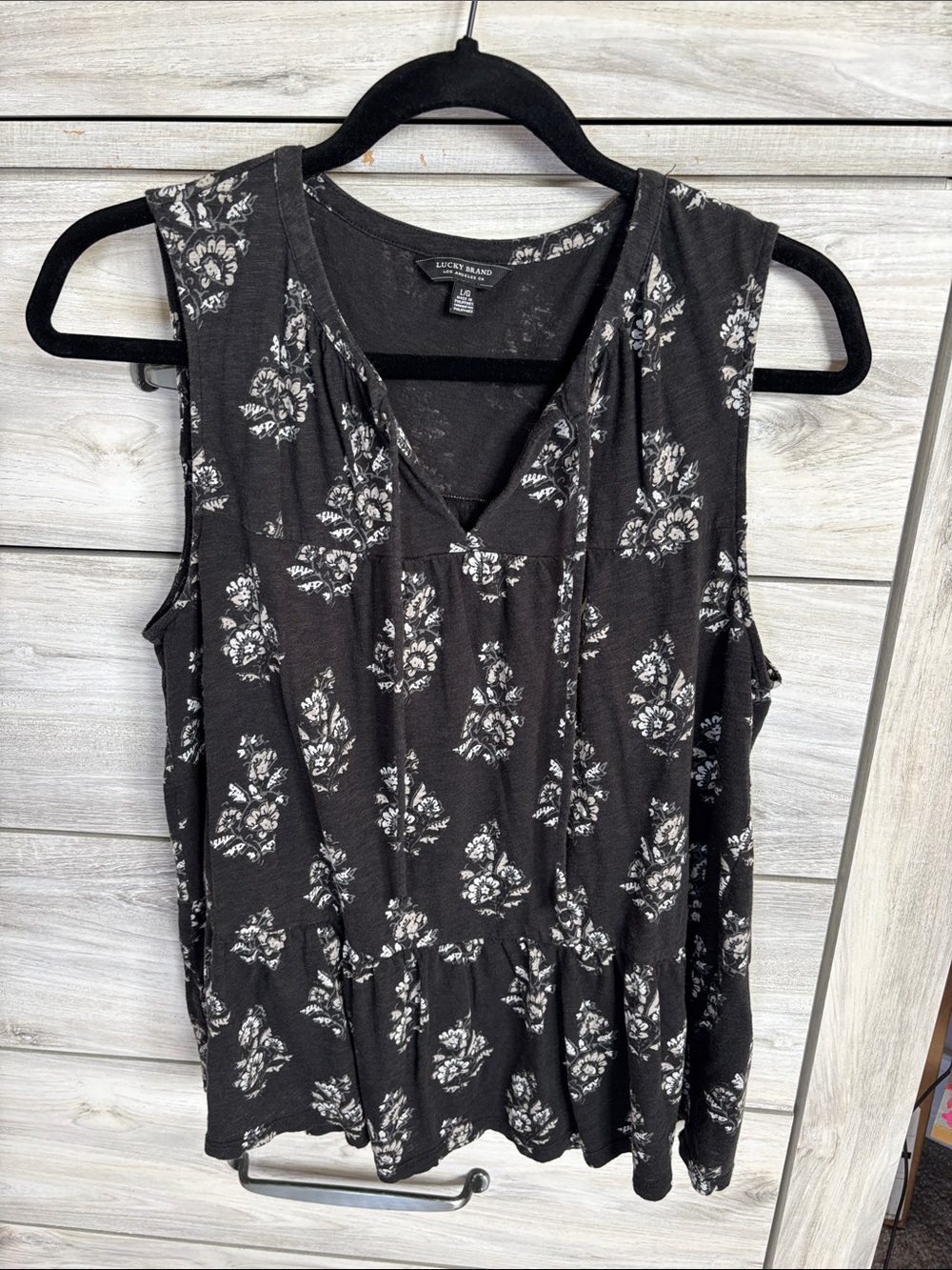 Lucky brand, sleeveless blouse tank top
